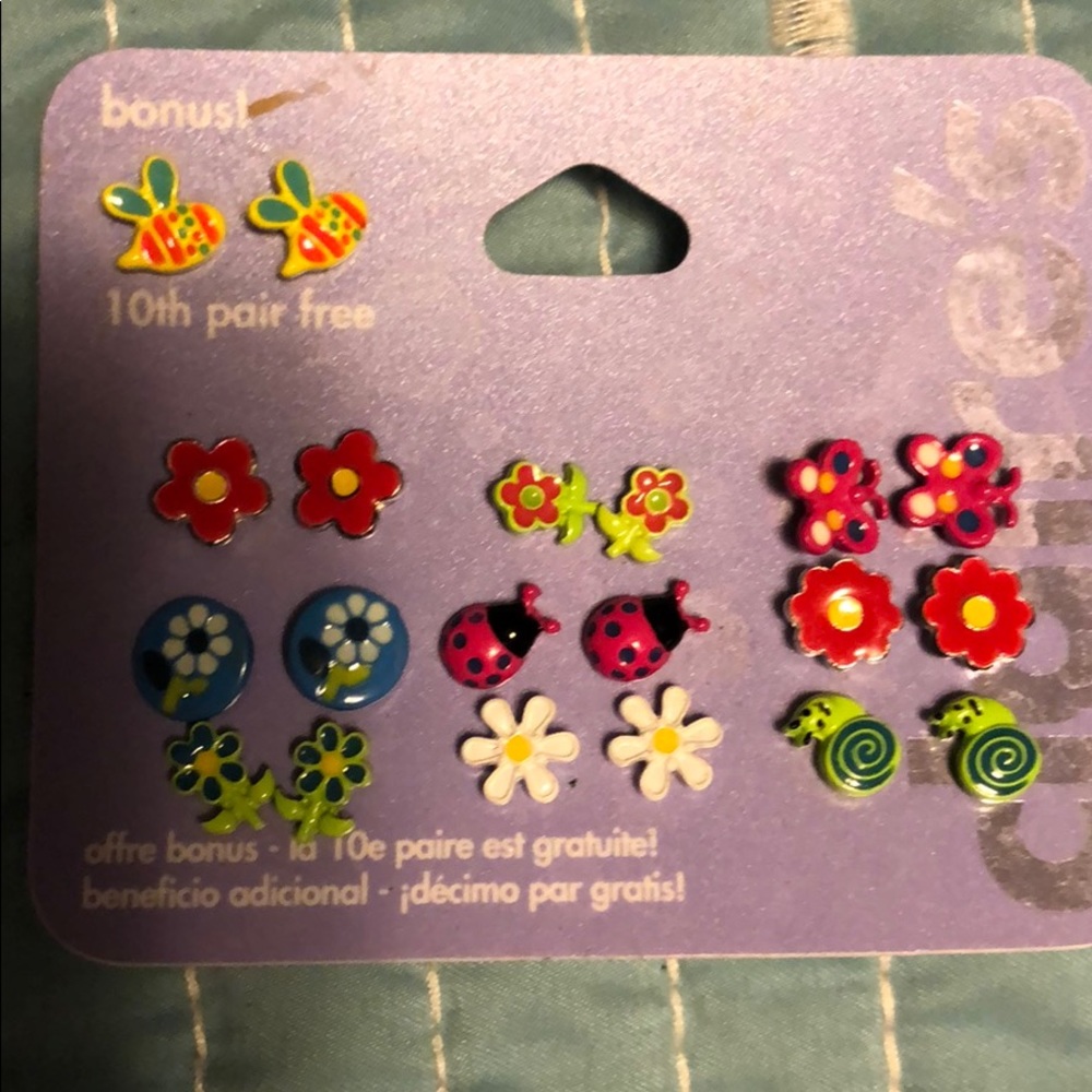 Girls earrings 10 pair